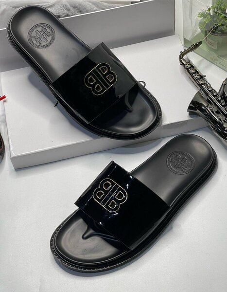 Fashion slippers