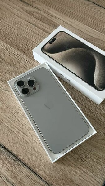 iPhone 15 pro Max