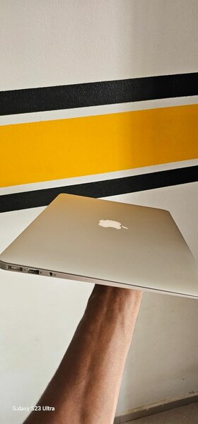 Macbook Air
