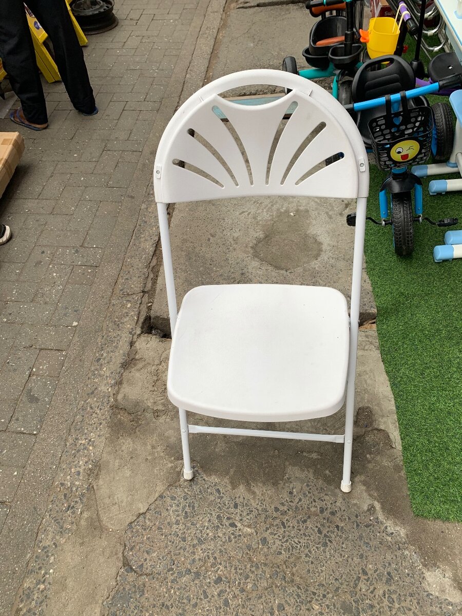 Fun back chair