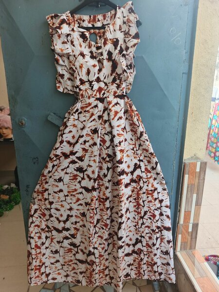 Robe longue florale élégante