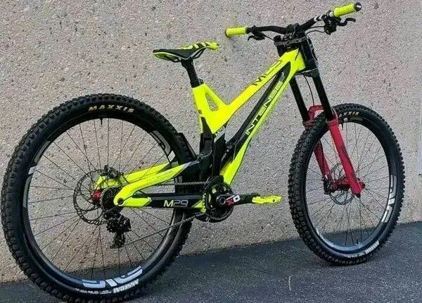 Vélo tout terrain Intense M29
