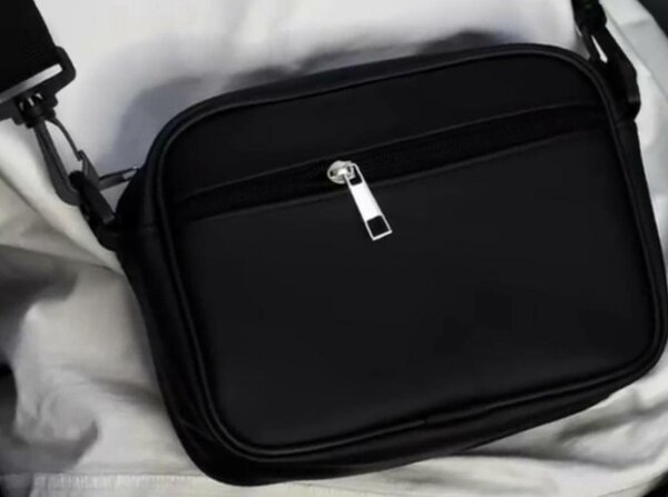 Sac bandoulière homme élégant