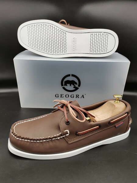 Sebago Docksides