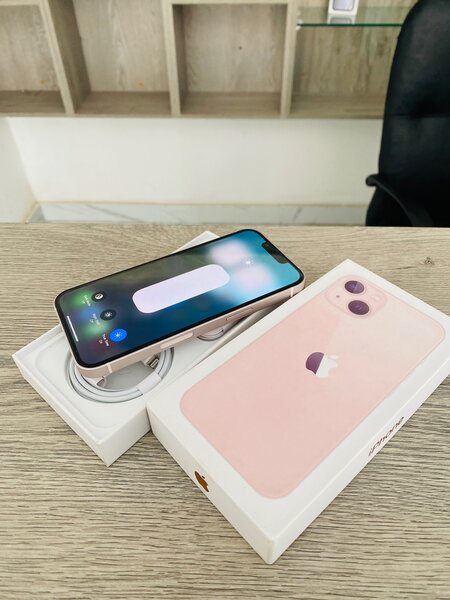 iPhone 13