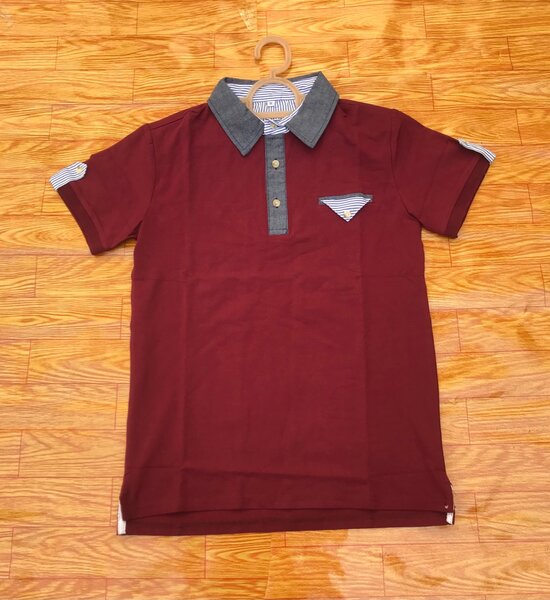 Polo de taille l disponible