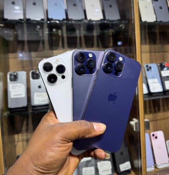 iPhone 14