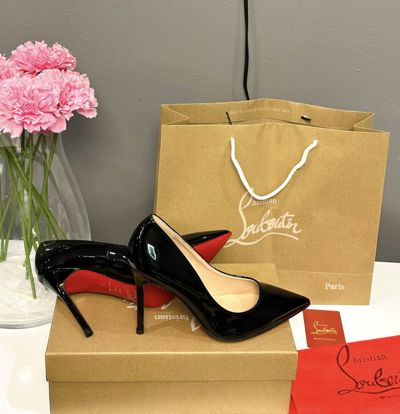 Boxed heels 