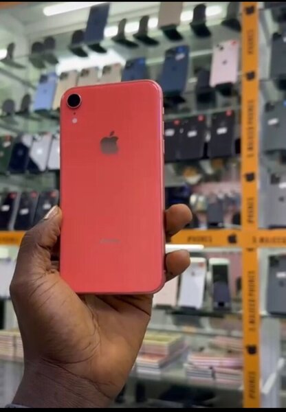 iPhone XR 64gig