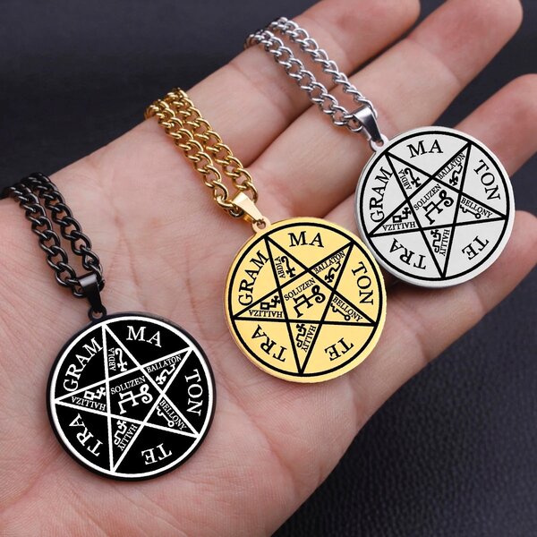 Mens necklace