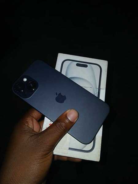 iPhone 15 CE