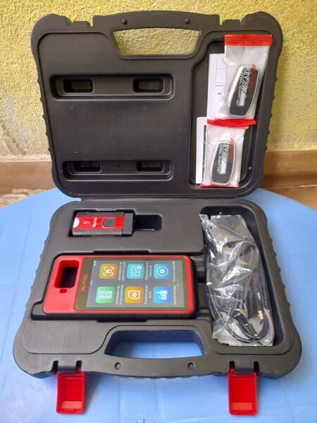 Autel KM100E