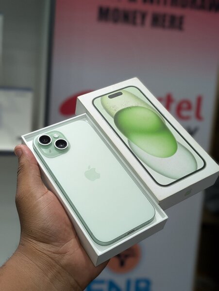 iPhone 15 128gb