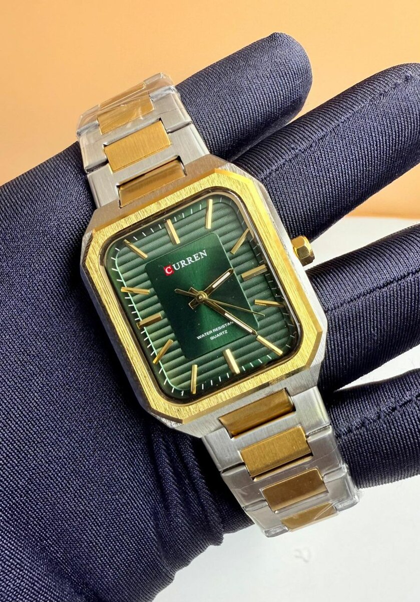 Montre curren stylé