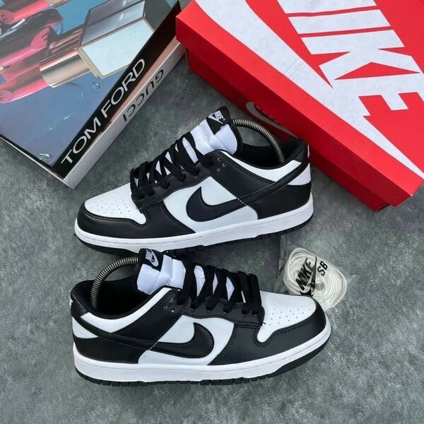 Nike Dunk low Panda