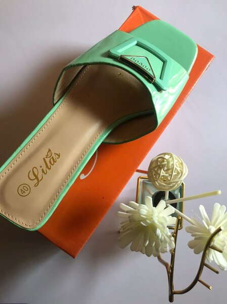 Cilas low heels