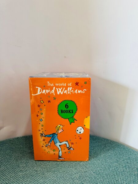 DAVID WALLIAMS COLLECTION