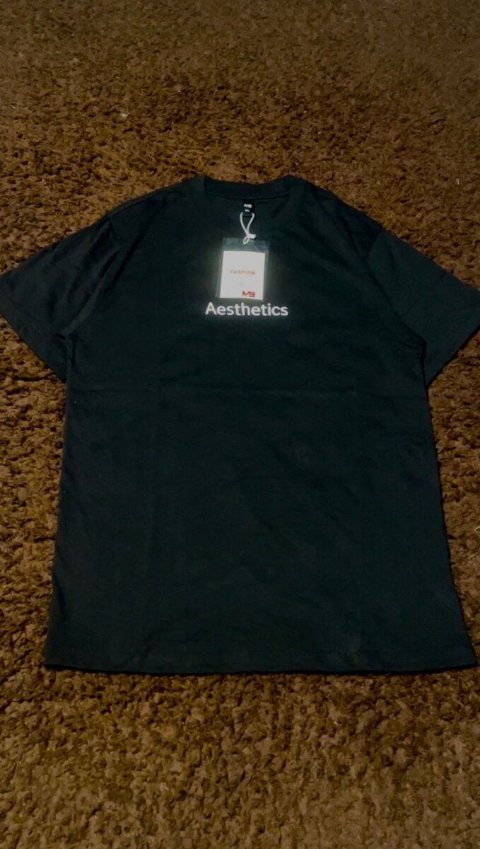 T-shirt unisexe style moderne