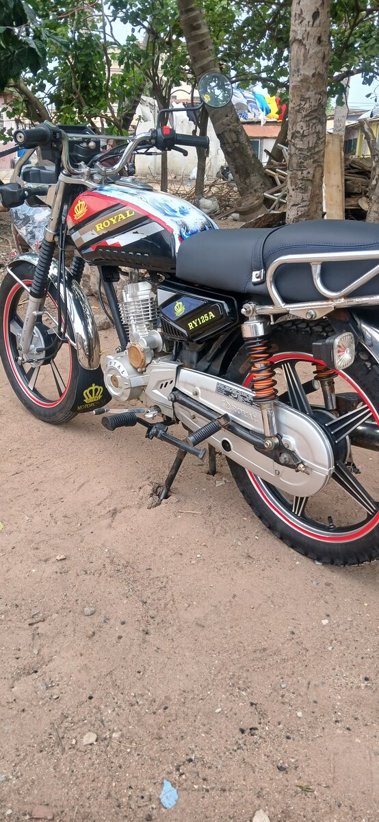 Royal 125A