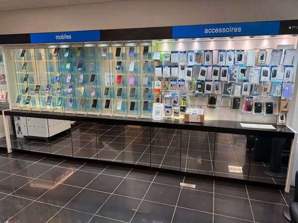 VEND DE TÉLÉPHONE 