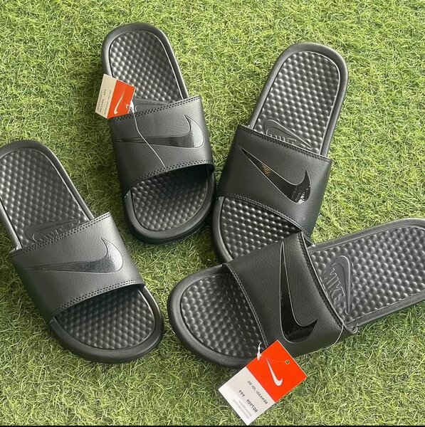 Men's shoes, flip-flops