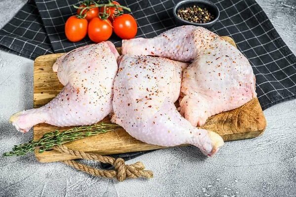 Cuisses de poulet fraîches