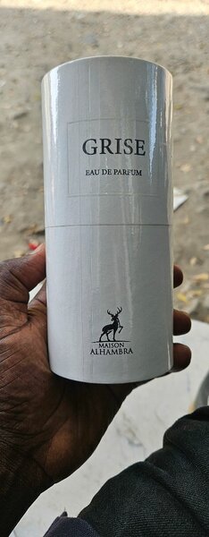 Grise Eau de Parfum 100ml