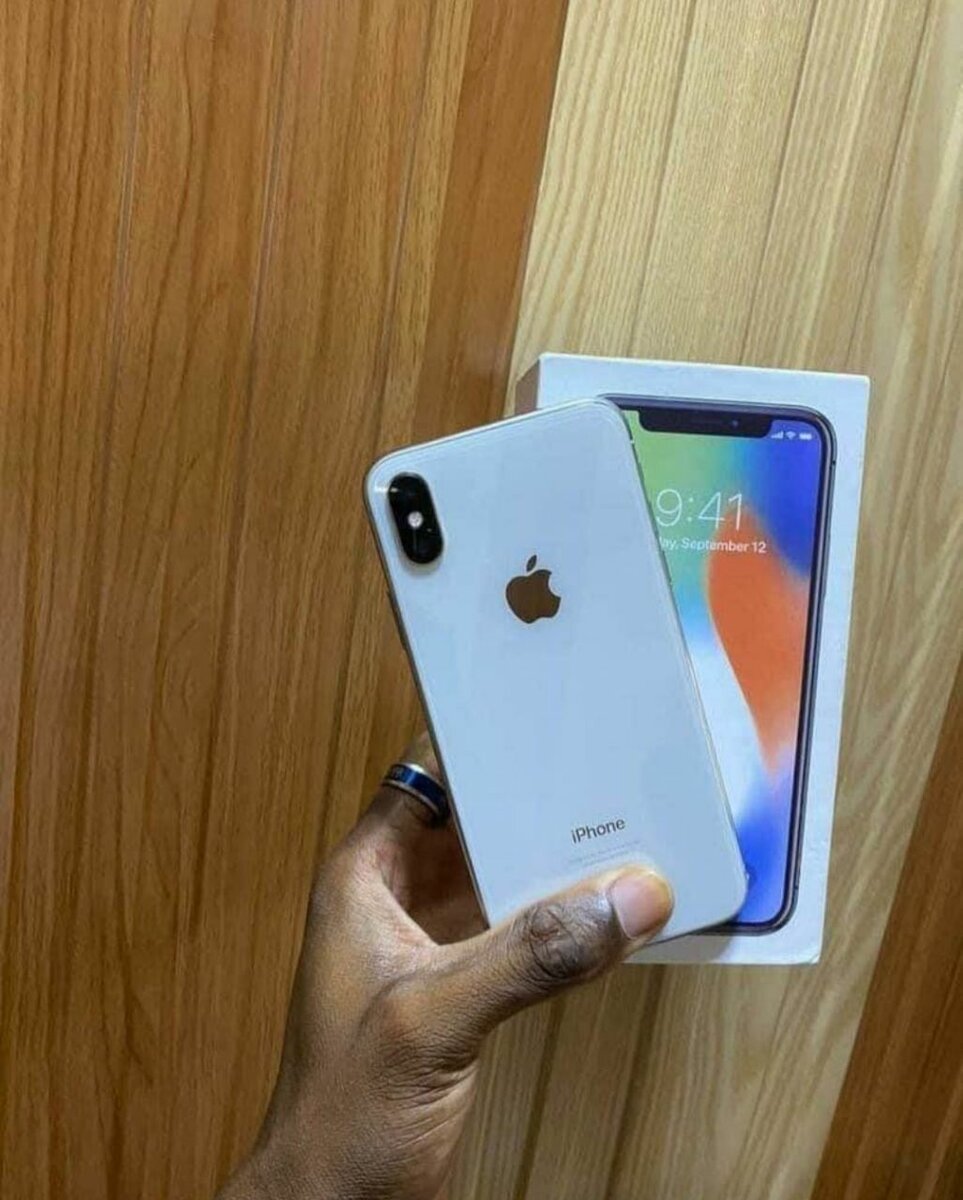 IPHONE X