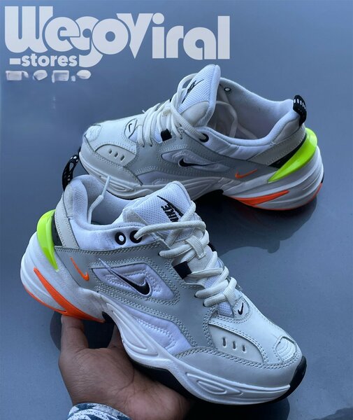 Sneakers NIKE
