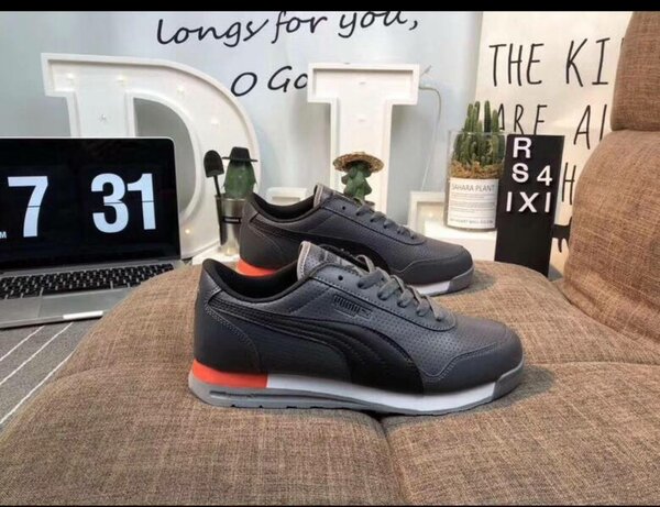 Chaussures Puma Sneakers