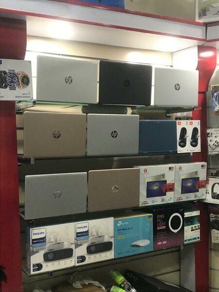 Hp core i3 15 pouce 8gb et 512gb sad