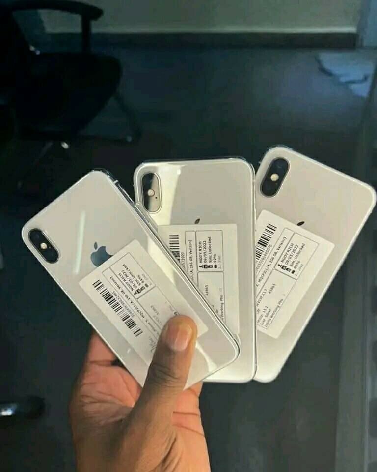 iPhone X