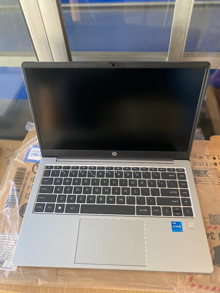 HP 240 G10