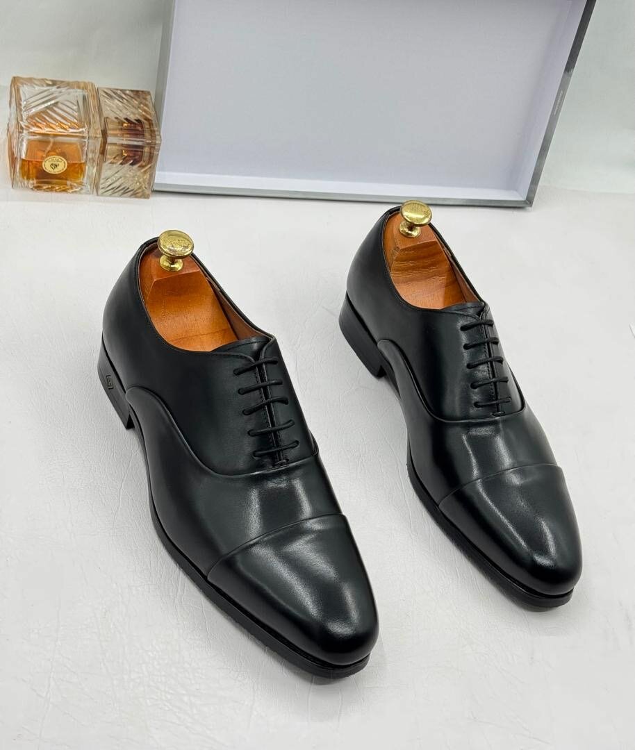 Mens Lace shoe