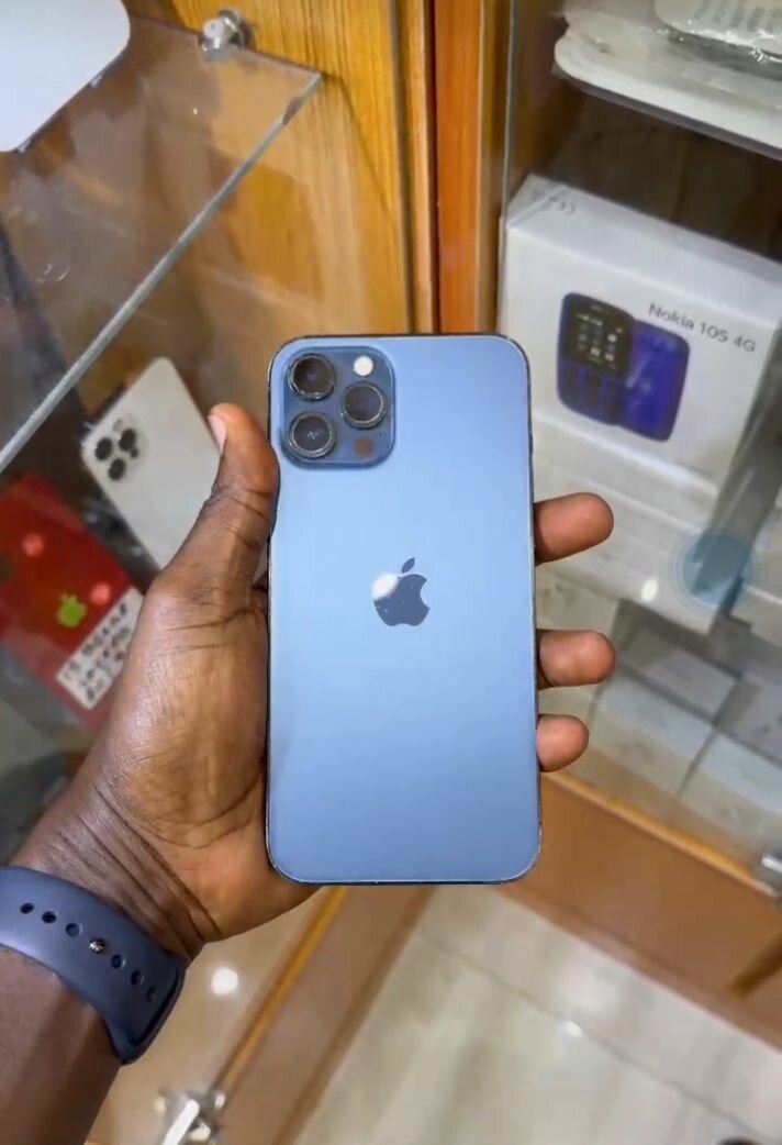 iPhone 12 pro Max