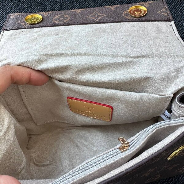 Sac Bandoulière LV