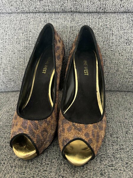 Nine West