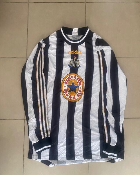 Maillot Newcastle United rétro