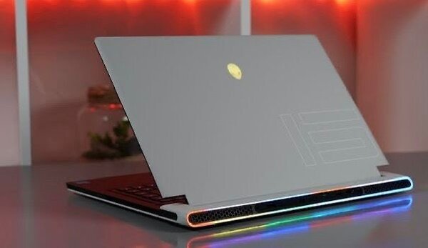 DELL ALIENWARE X17