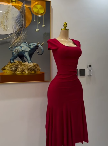 Dress red