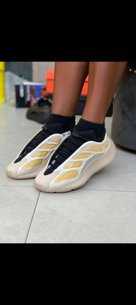 Yezzy V3