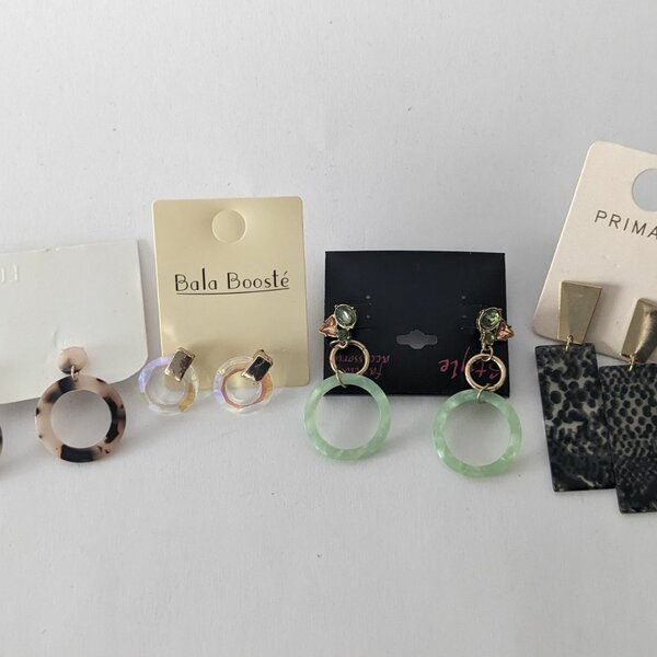 4 set earrings