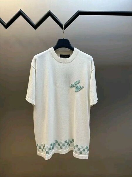 T-shirt blanc à motif