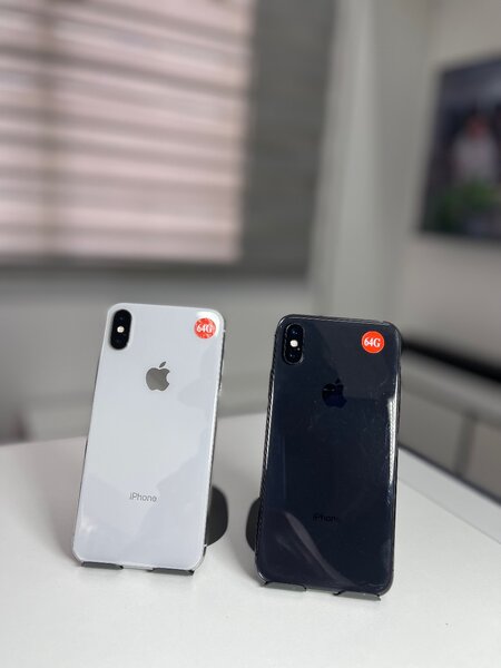 iPhone X