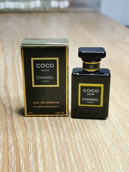 Miniature de parfum authentiqu