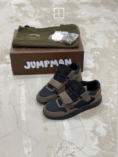 Sneakerbox