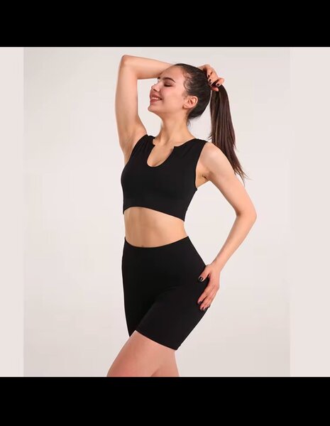 Ensemble de sport femme