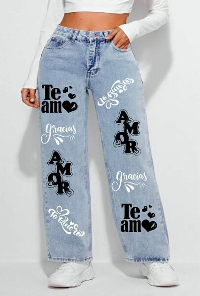Straight Jeans