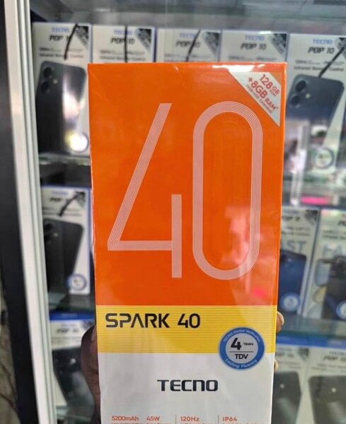 Tecno Spark 40 Smartphone