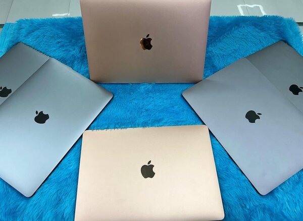 MacBook